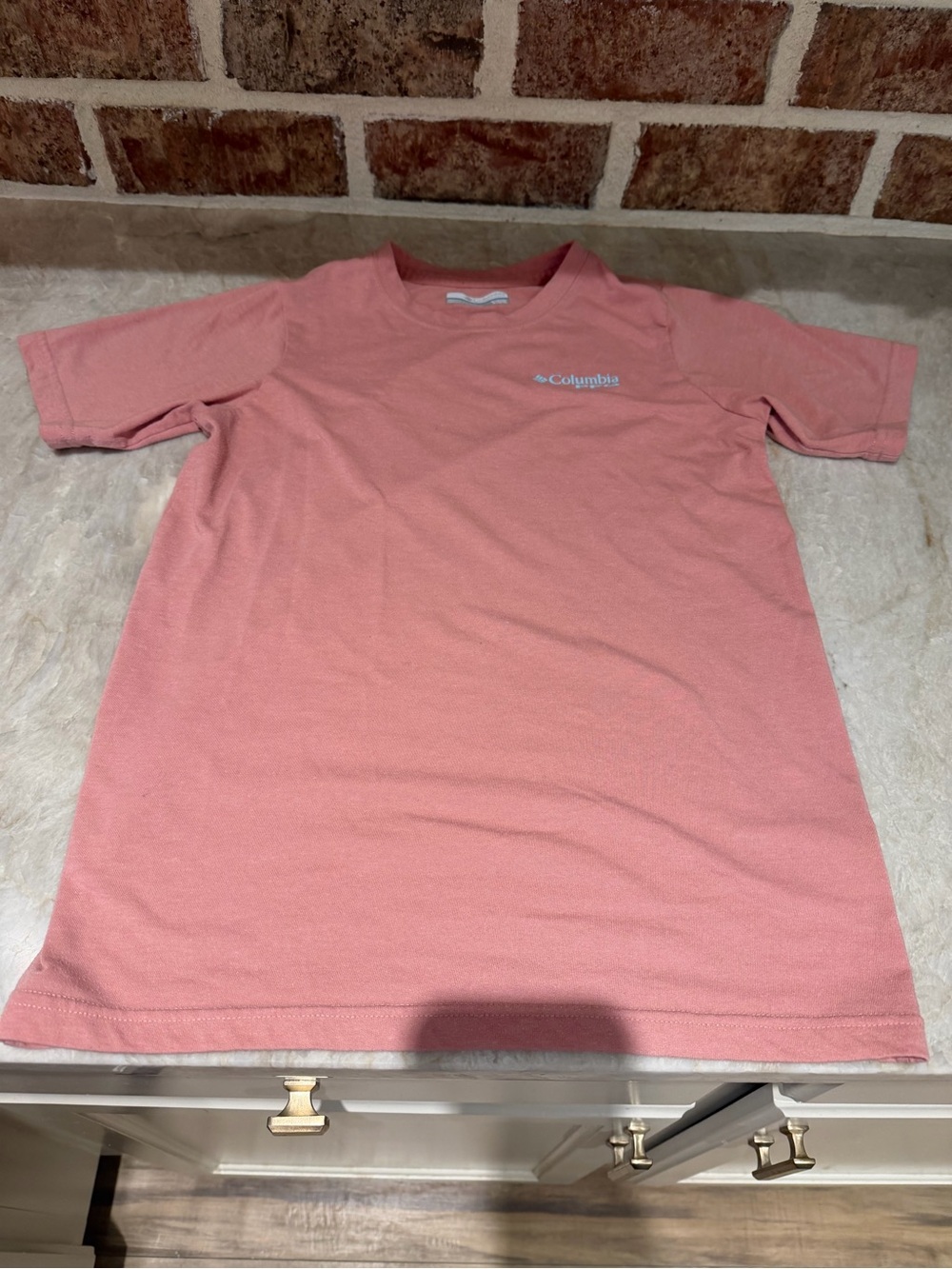 Columbia Youth Short-Sleeve Tee in Dusty Pink